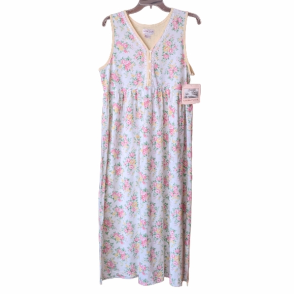 Vintage Other - Vintage Cottagecore Floral Empire Waist Nightgown